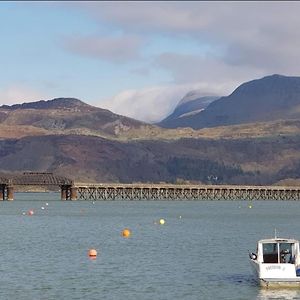 Barmouth Lyons Sunnysands 346